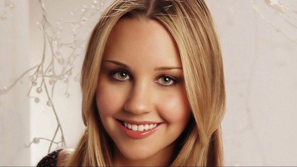 Amanda Bynes Big Bang Theory Porn - Who Is Amanda Bynes? Her Salary, Movies And TV Shows