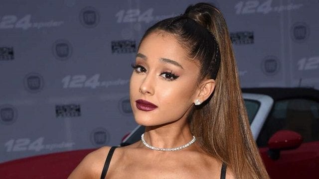 How Much Money Does Ariana Grande Make And How Does She ...