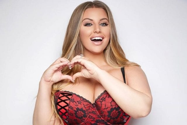 Ashley Alexiss â€“ 6 Facts About The Plus-size Model