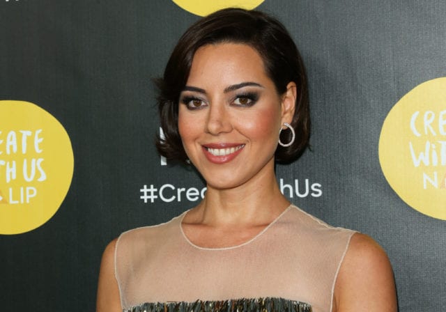 Who is aubrey plaza dating 2020