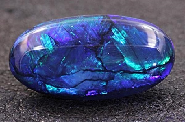 10 Most Valuable Gemstones in the World as of 2022