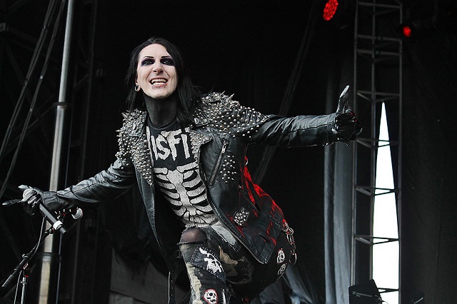 Chris Motionless (Chris Cerulli) - Bio, Wife, Height, Girlfriend and Family of The Musician