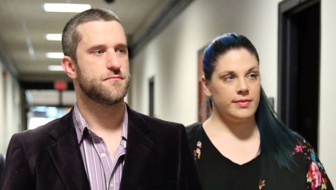 Dustin Diamond und Amanda Schutz