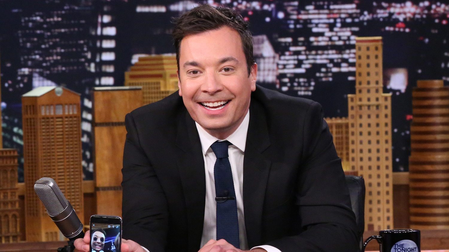 Jimmy Fallon - Family, Late Night Show & Net Worth in 2021