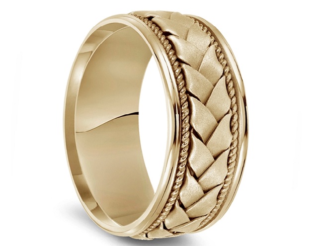 Larson Jewelers woven center men's wedding band