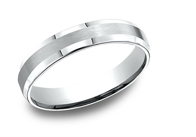 Marisa Perry men's wedding band