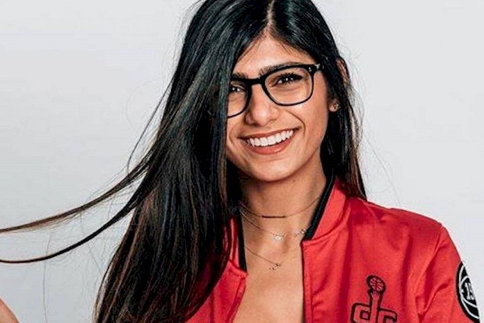 696px x 464px - Mia Khalifa's Salary, Net Worth and Unusual Rise To Sports Journalism