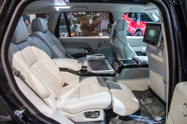 Range-Rover-SVAutobiography-Inside-15