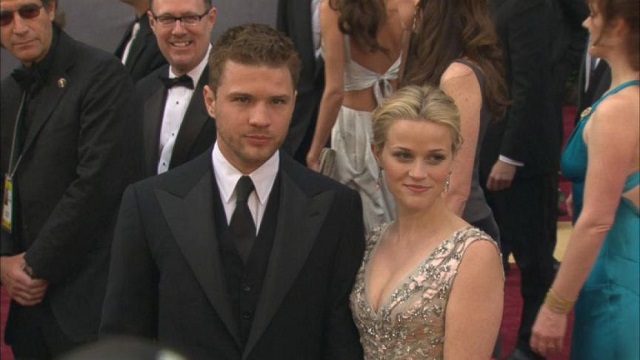 Ryan Phillippe vs Reese Witherspoon