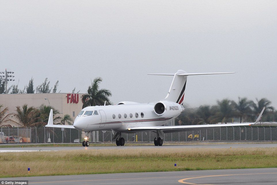 Tiger Woods celebrity-owned private jets