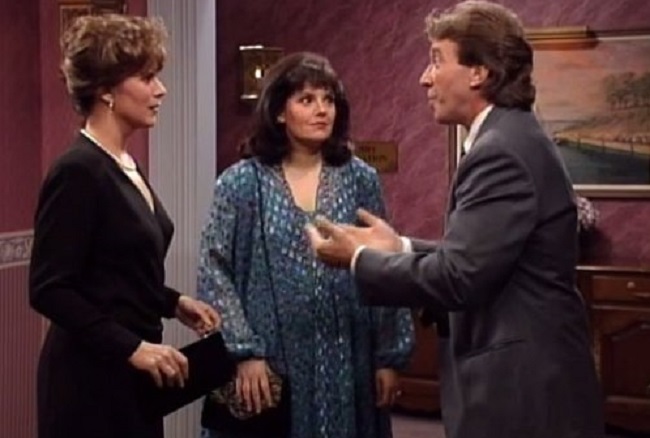 Tim Allen, Patricia Richardson, and Mariangela Pino in Home Improvement