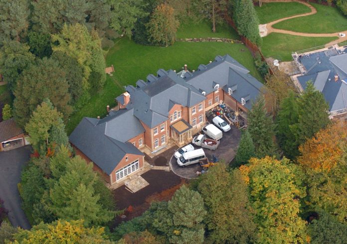 12 Biggest and Most Expensive Homes of Extravagant Footballers In 2022