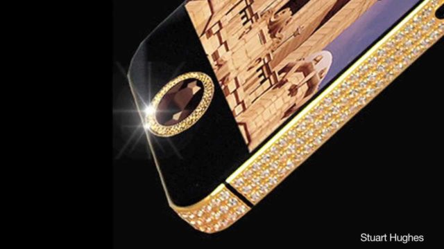 iPhone 4S Elite Gold