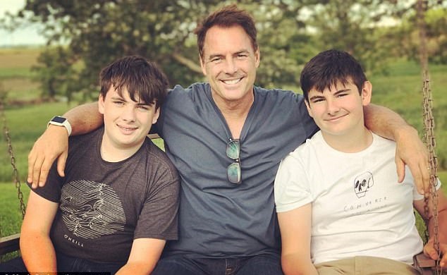 Mark Steines family, wife and kids
